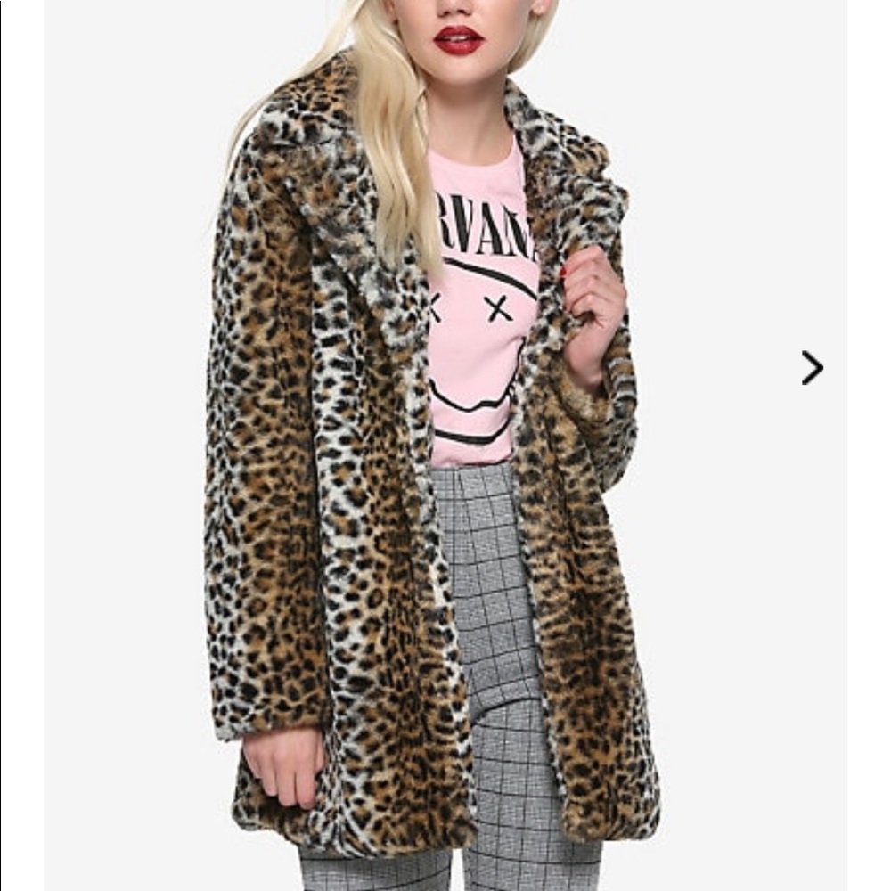 Hot Topic Leopard Print Faux Fur Coat